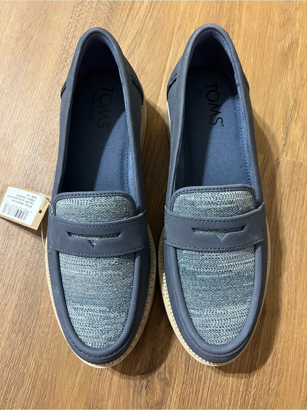 TOMS Navy Platform Loafer - Picture 2 of 8